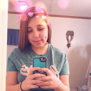 Meet your Posher, Andrea